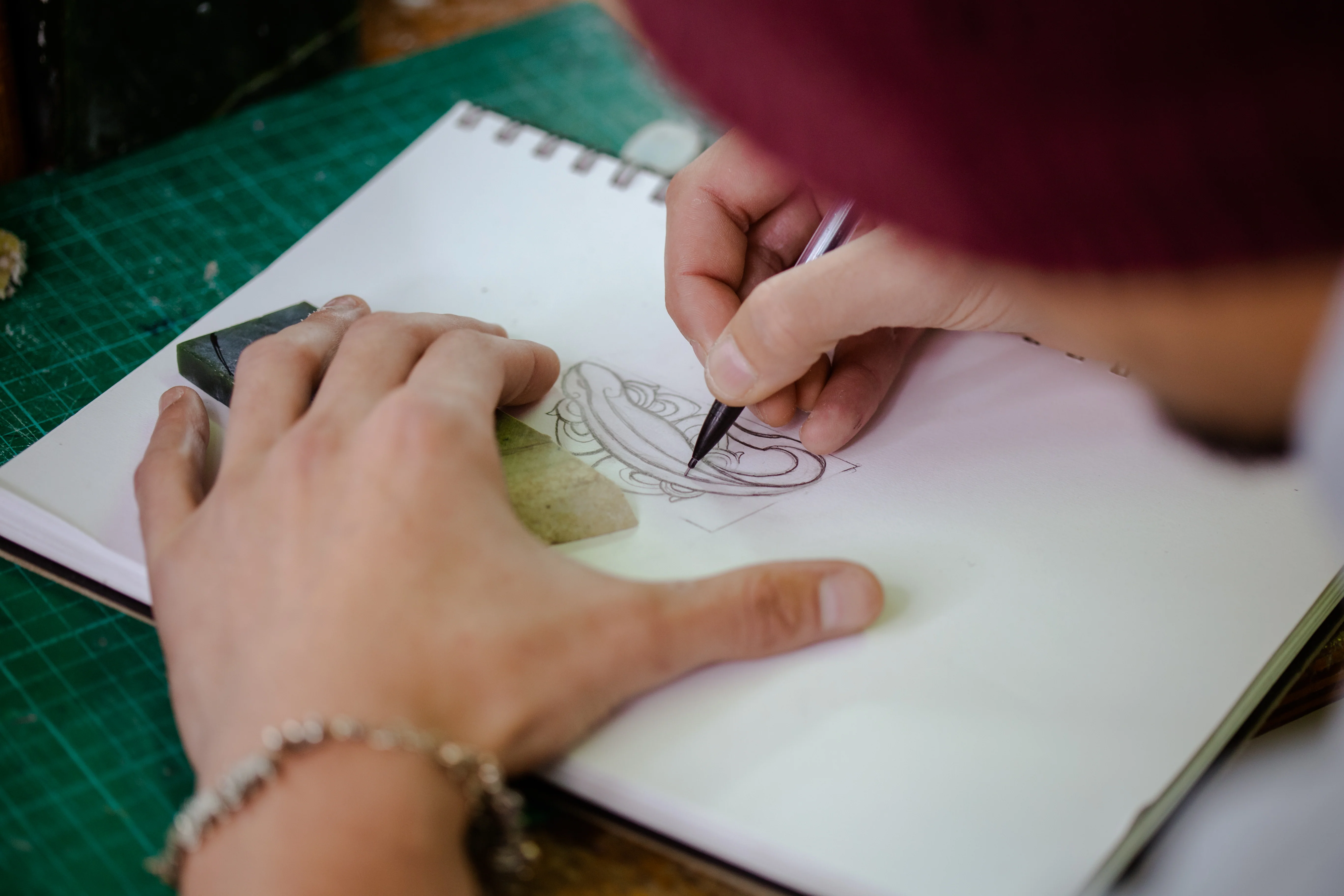 Carving in Rotorua Studio